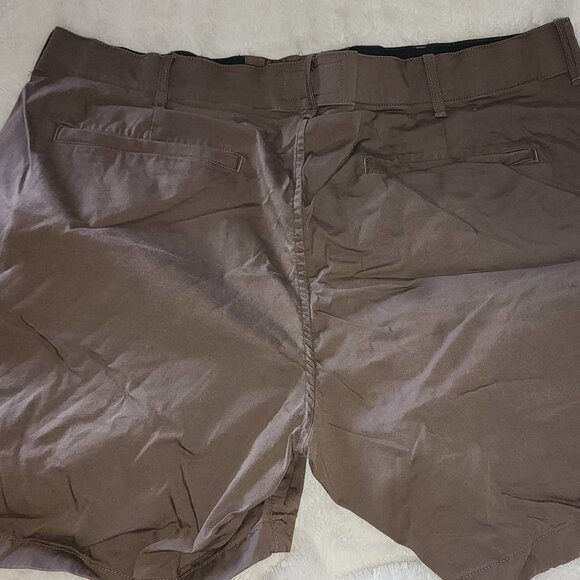 Abercrombie & Fitch A&F Athletic Fit All-Day Short - Picture 4 of 4